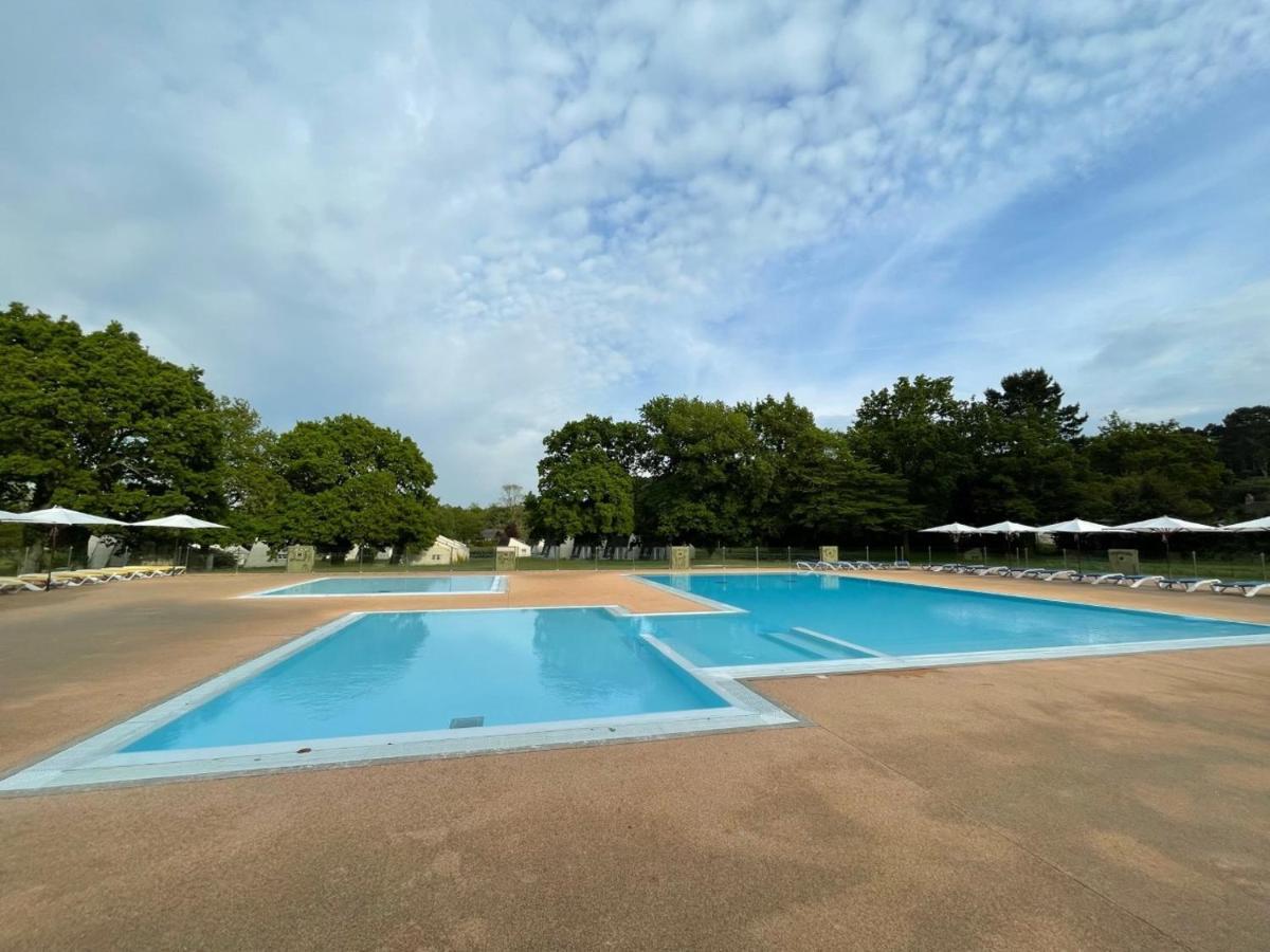 Village Vacances Chateau De Treambert Mesquer Exterior foto